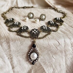 Matching necklace, earring set. Very beautiful